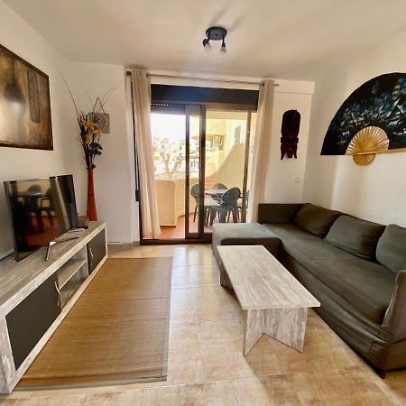 La Felicidad Vybdenia Apartment Luaran gambar